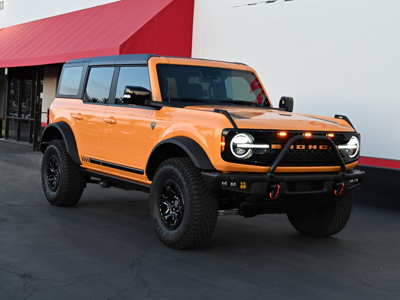 2021 Ford Branco Cyber Orange 0878