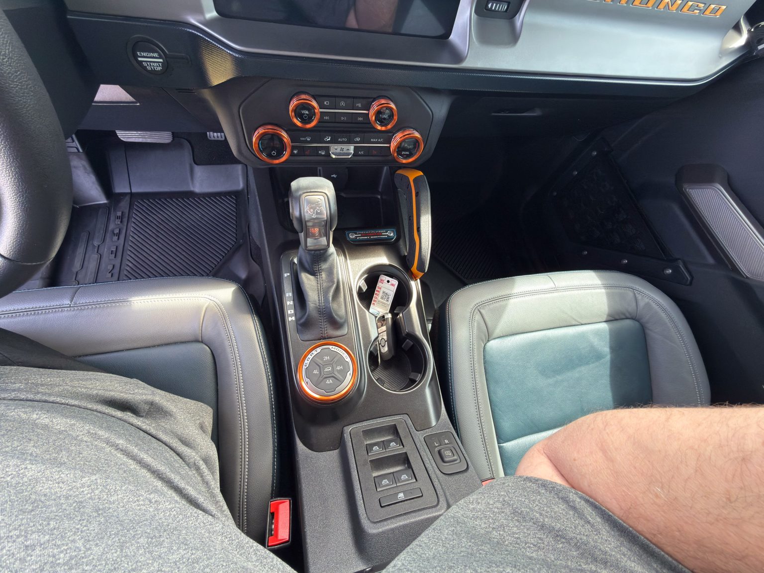 2021 Ford Branco Cyber Orange 5196