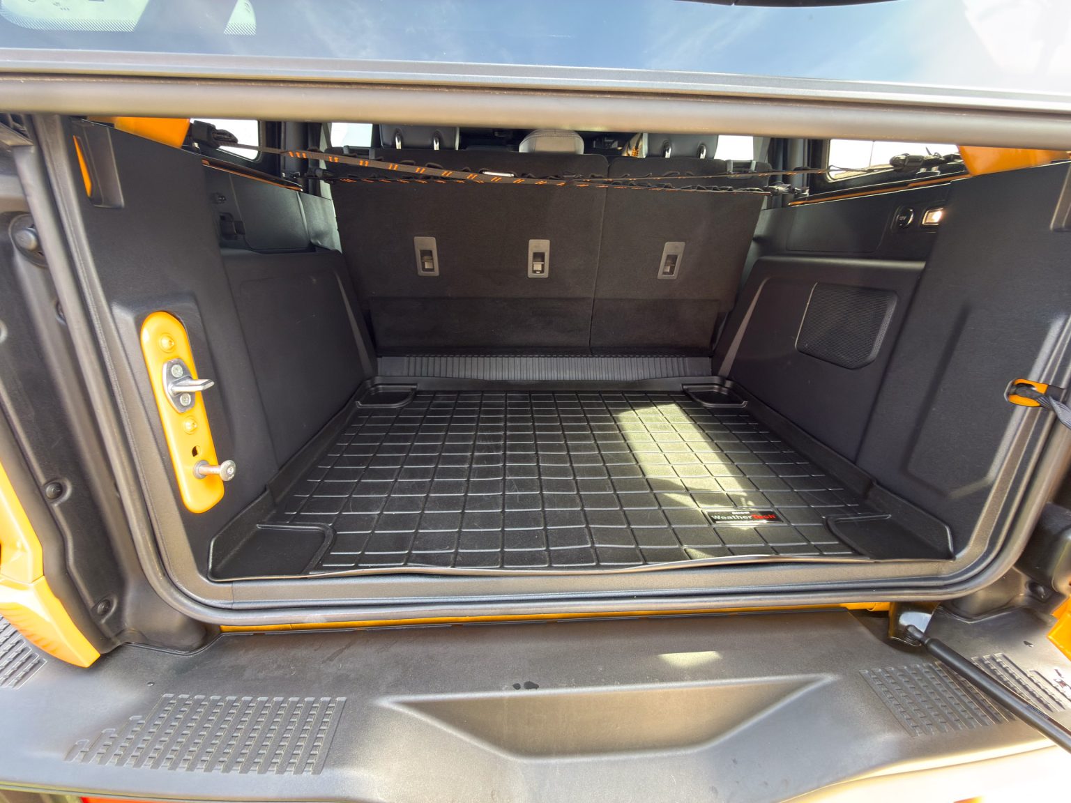 2021 Ford Branco Cyber Orange 5221