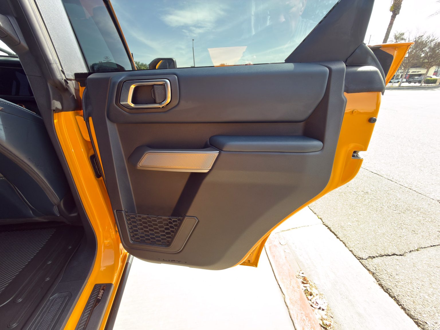 2021 Ford Branco Cyber Orange 5222