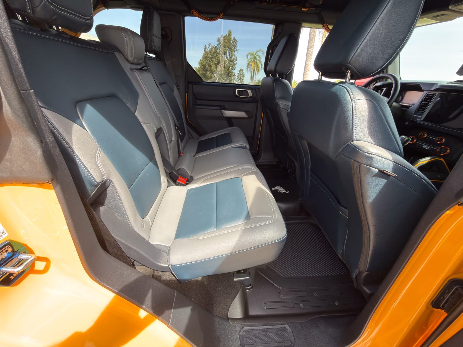 2021 Ford Branco Cyber Orange 5223