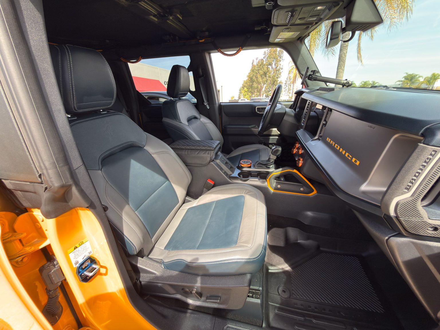 2021 Ford Branco Cyber Orange 5227