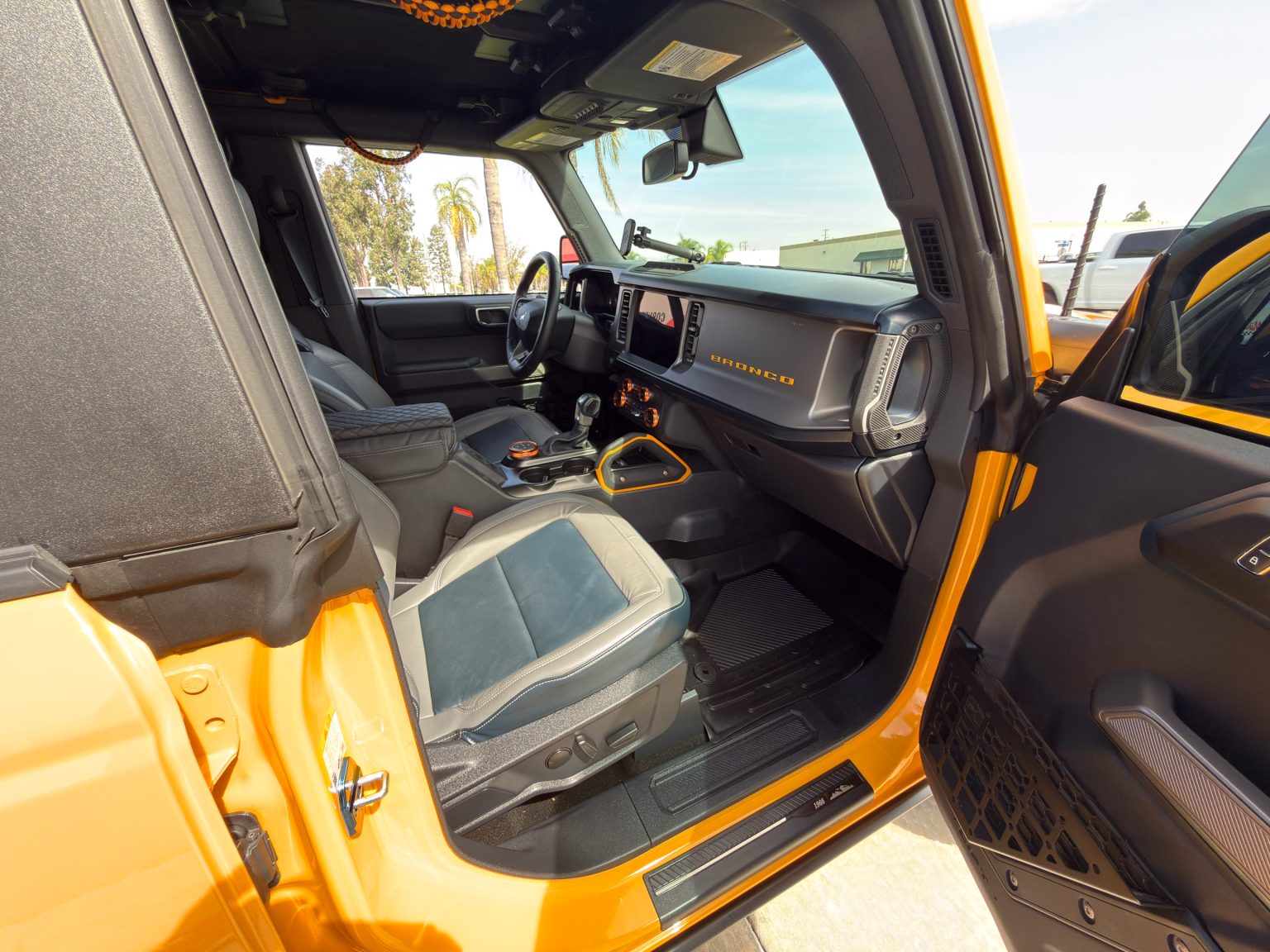 2021 Ford Branco Cyber Orange 5228