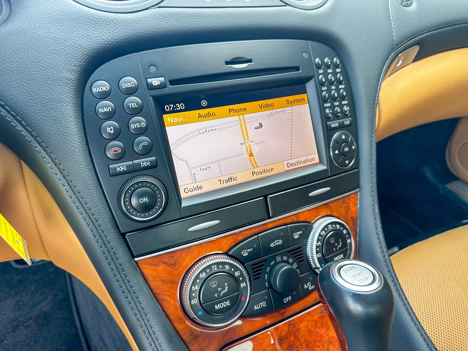 2012 White Mercedes Benz SL550 2118