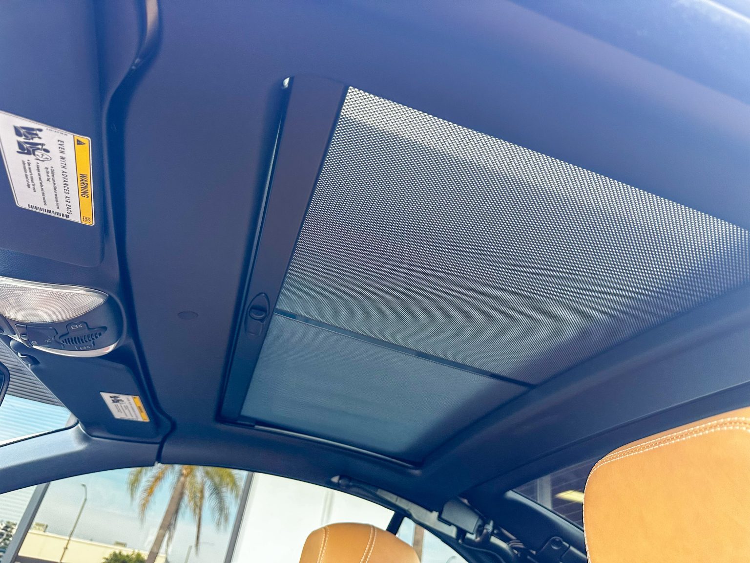 2012 White Mercedes Benz SL550 2122