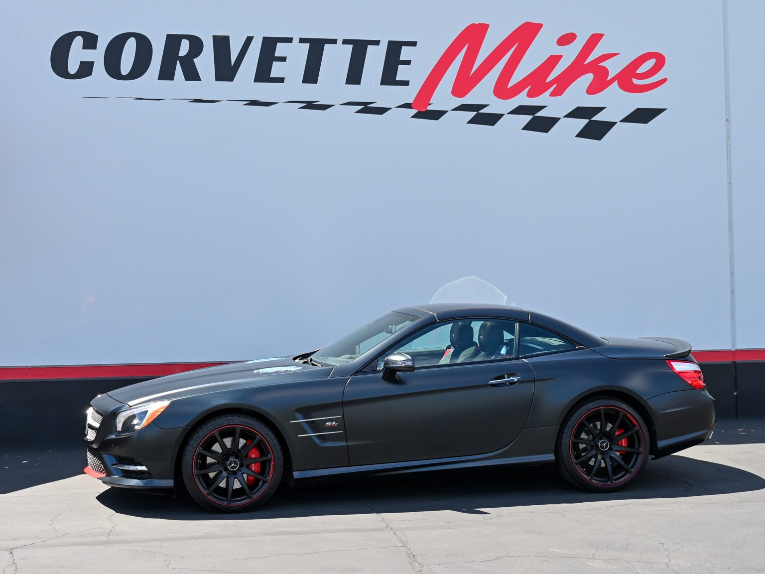 2016 Black Mercedes Benz SL550 1802