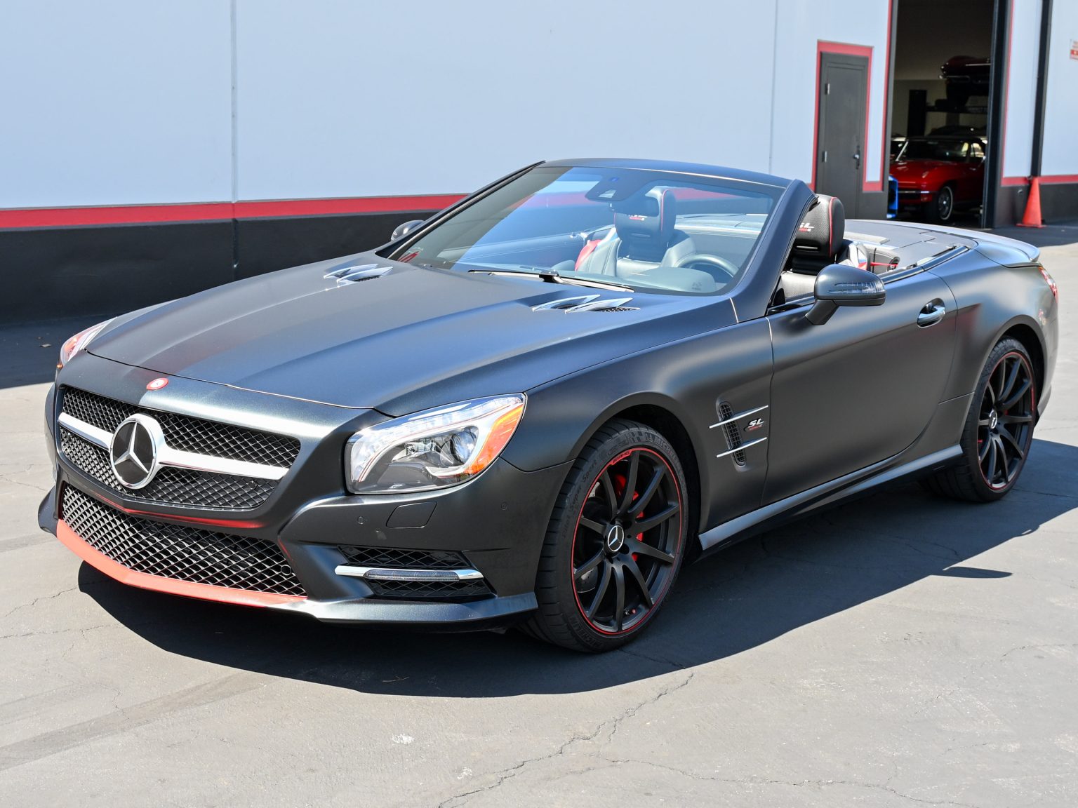 2016 Black Mercedes Benz SL550 1846