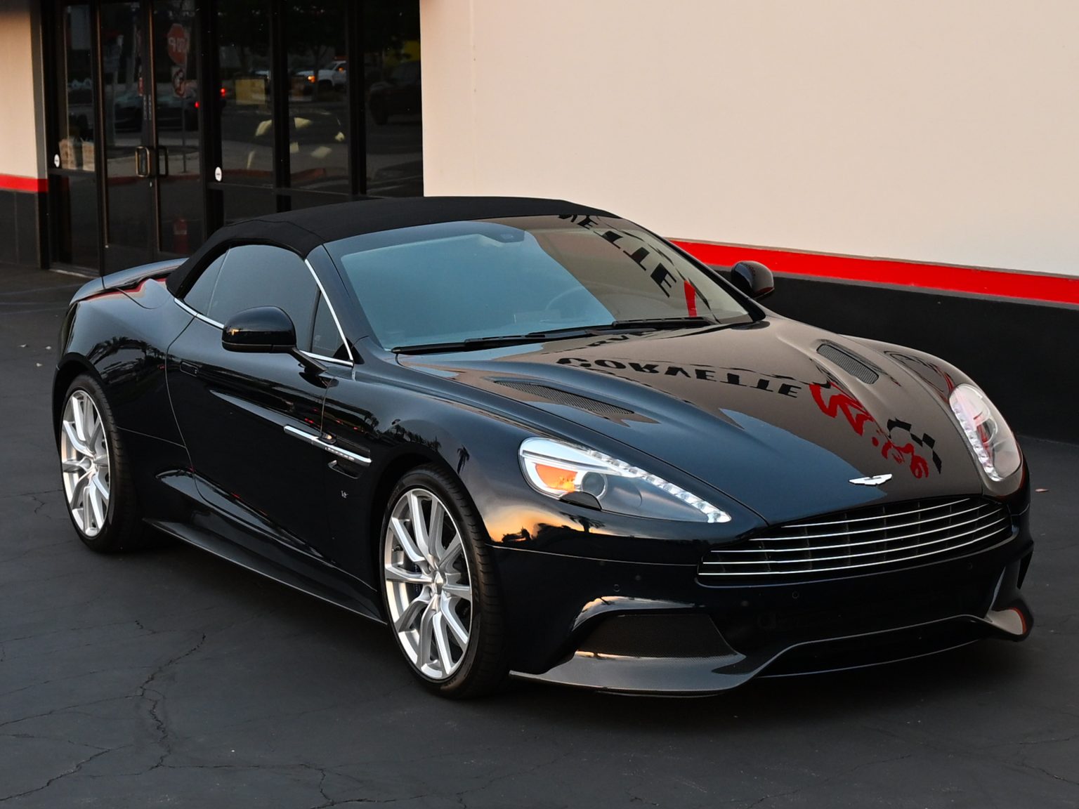 2016 Ultramarine Black Aston Martin Vanquish V12 Convertible 1526