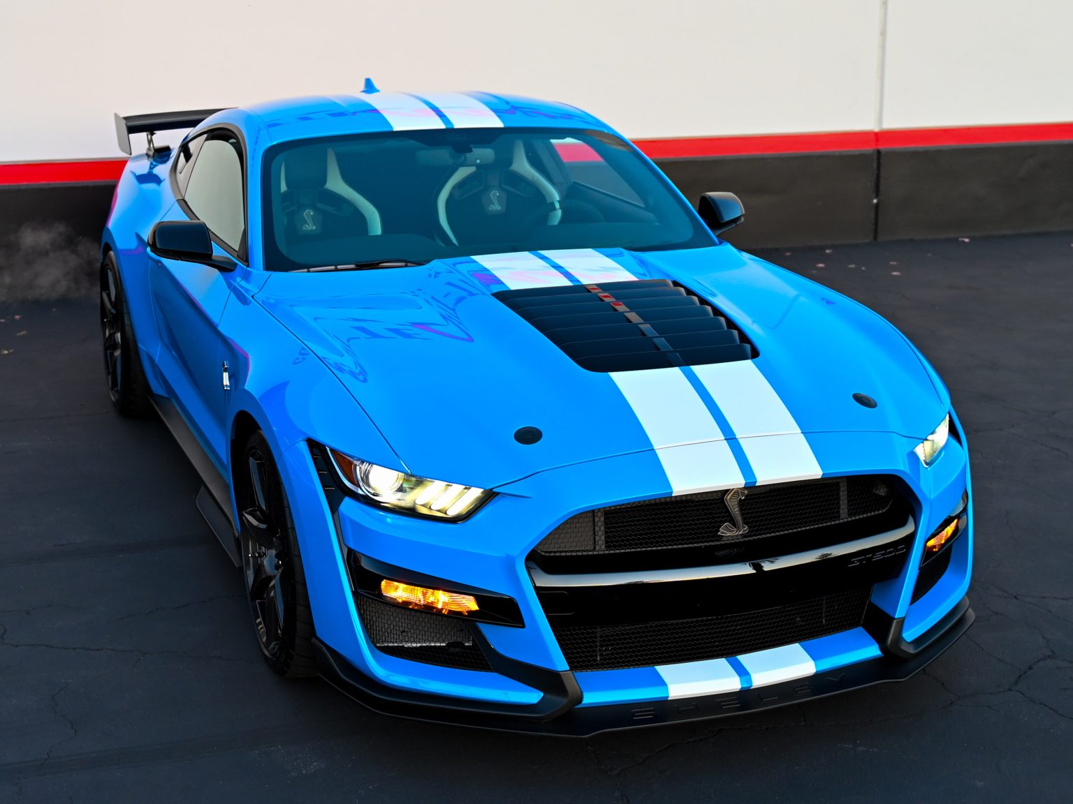 2022 Grabber Blue Metallic Ford Shelby GT500 1586