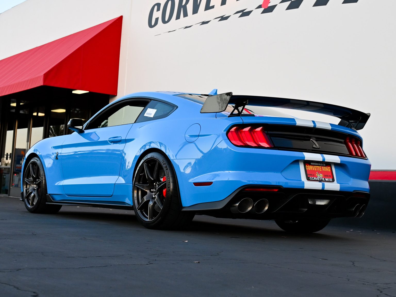 2022 Grabber Blue Metallic Ford Shelby GT500 1628