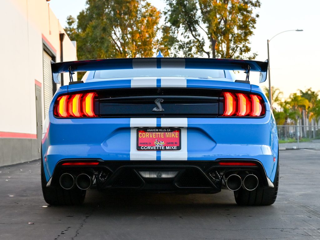 2022 Grabber Blue Metallic Ford Shelby GT500 1639