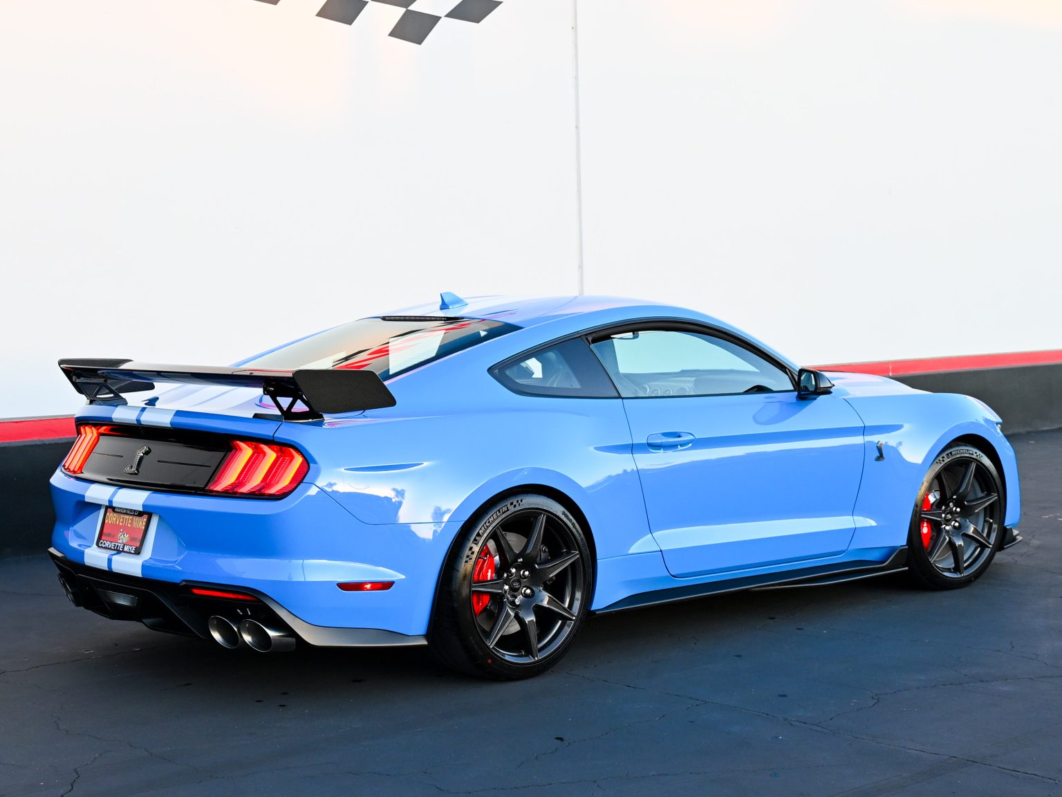2022 Grabber Blue Metallic Ford Shelby GT500 1650