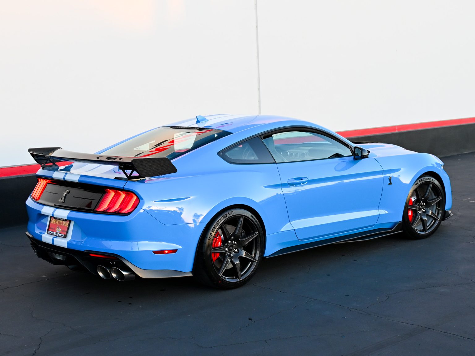 2022 Grabber Blue Metallic Ford Shelby GT500 1651