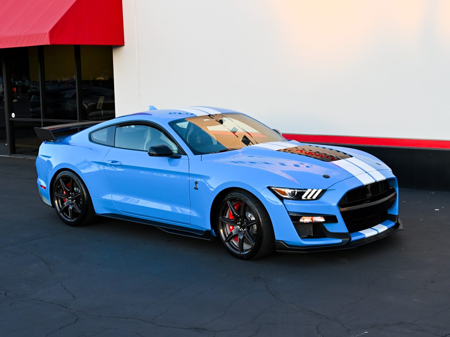 2022 Grabber Blue Metallic Ford Shelby GT500 1676